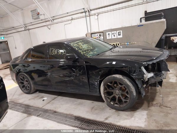 2018 CHRYSLER 300 S — I14