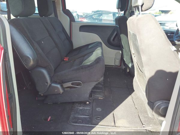 2014 DODGE GRAND CARAVAN SE — I8