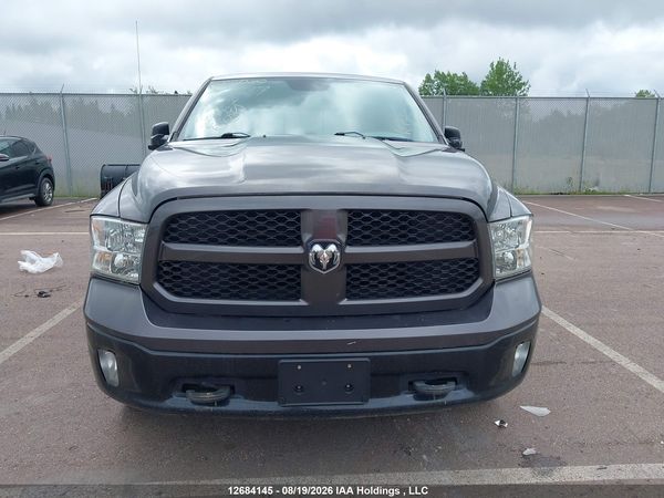 2018 RAM 1500 SLT