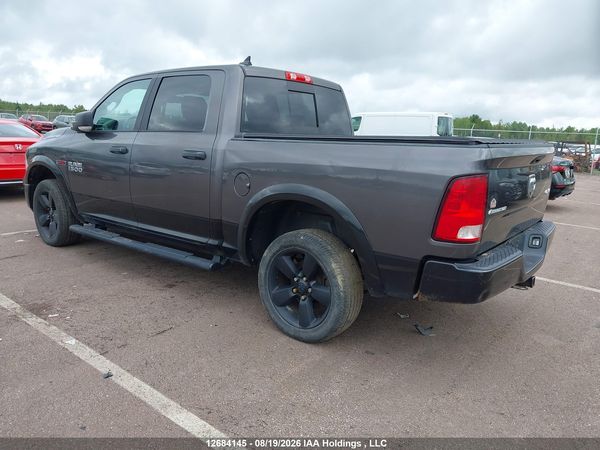 2018 RAM 1500 SLT