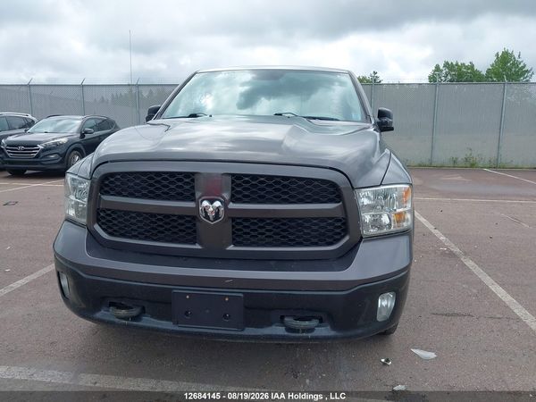 2018 RAM 1500 SLT