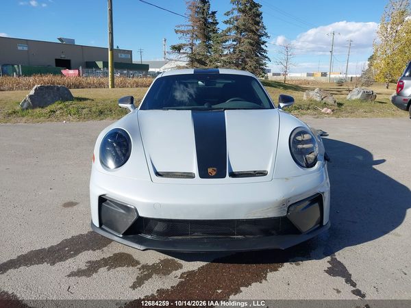 2026 PORSCHE 911 — I14