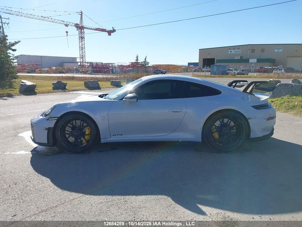 2026 PORSCHE 911 — I16