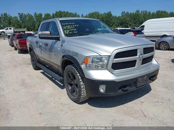 2017 RAM 1500 SLT