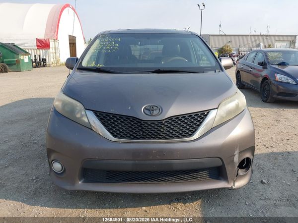 2012 TOYOTA SIENNA SE 8 PASSENGER