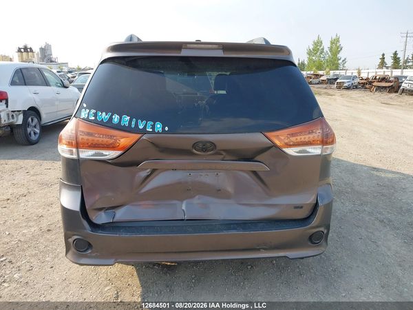 2012 TOYOTA SIENNA SE 8 PASSENGER