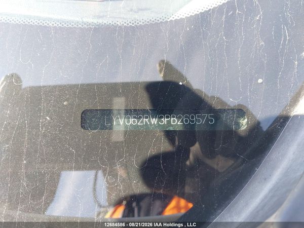 2023 VOLVO XC60 B6 PLUS DARK THEME