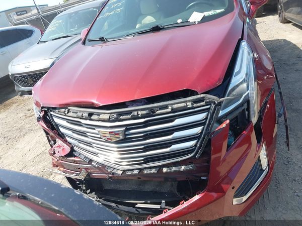 2017 CADILLAC XT5 Luxury