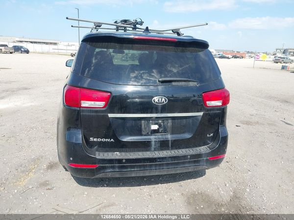 2018 KIA SEDONA LX