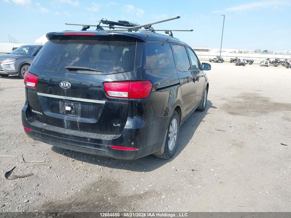 2018 KIA SEDONA LX