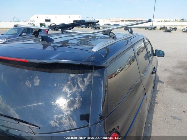 2018 KIA SEDONA LX