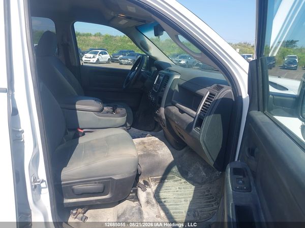 2016 RAM 1500 ST — I5