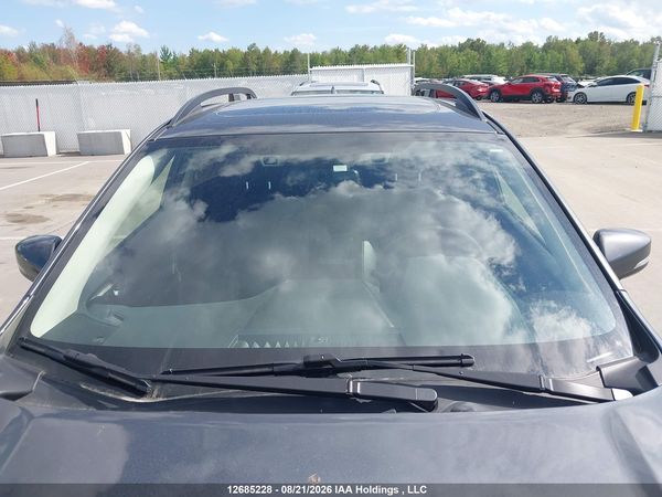 2021 SUBARU CROSSTREK LIMITED — I18