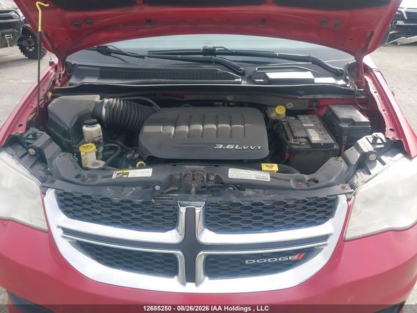 2013 DODGE GRAND CARAVAN SE