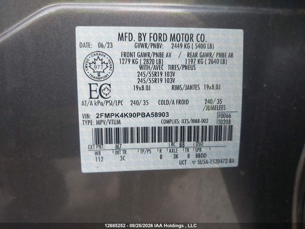 2023 FORD EDGE Titanium