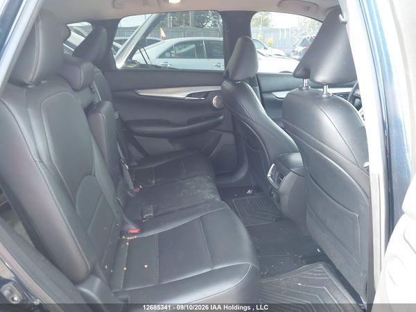 2019 INFINITI QX50 — I8