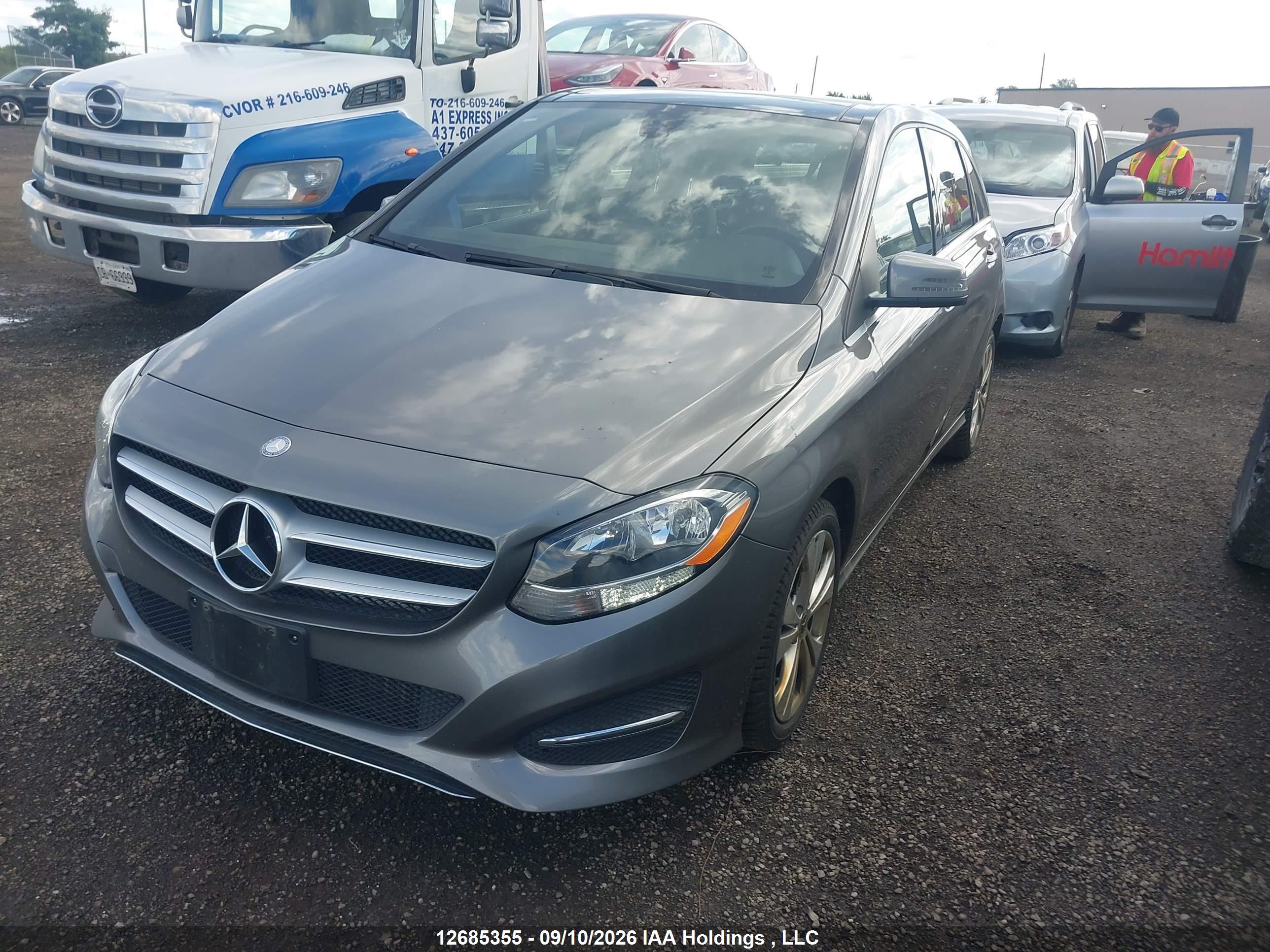 2017 MERCEDES-BENZ B250 — I2