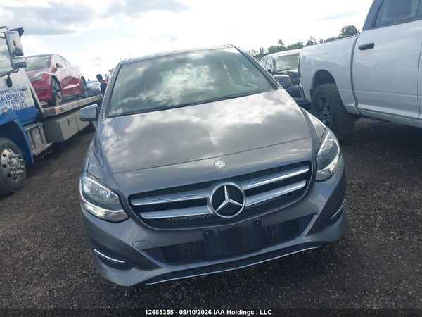 2017 MERCEDES-BENZ B250 — I13