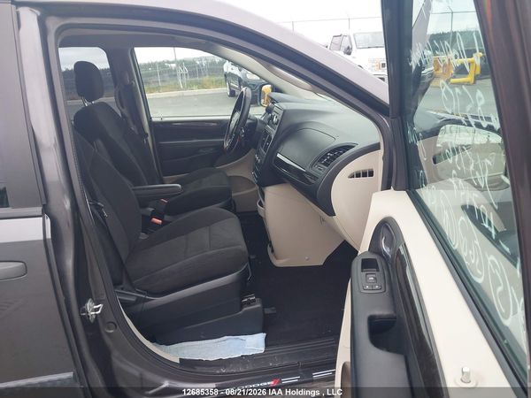 2016 DODGE GRAND CARAVAN SE/SXT