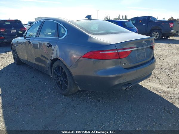 2017 JAGUAR XF PRESTIGE