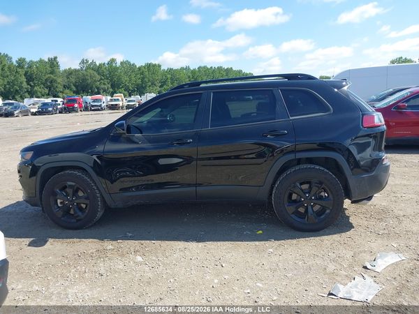 2022 JEEP CHEROKEE LATITUDE LUX 4X4