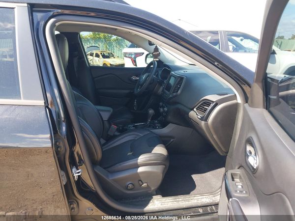 2022 JEEP CHEROKEE LATITUDE LUX 4X4