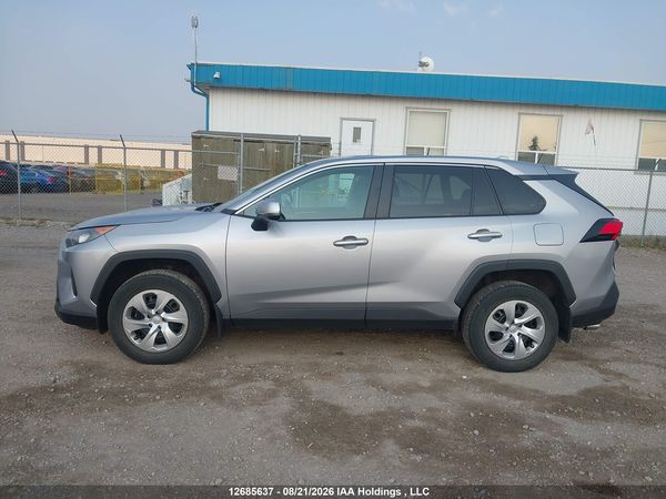 2022 TOYOTA RAV4 LE