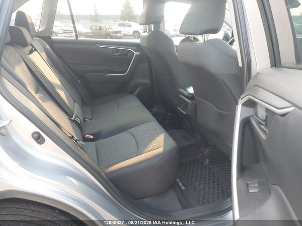 2022 TOYOTA RAV4 LE