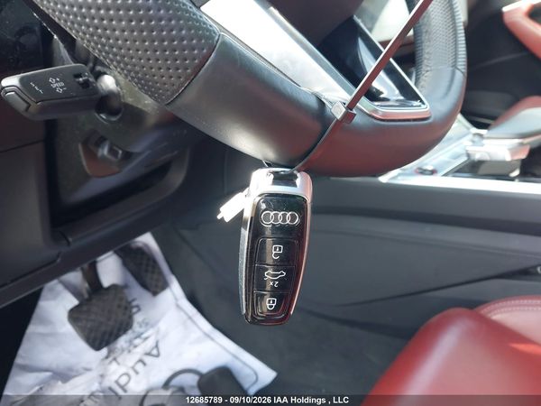 2022 AUDI E-TRON S