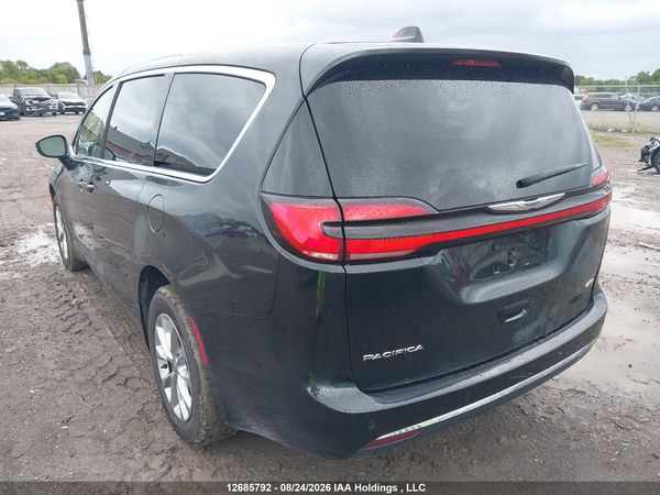2023 CHRYSLER PACIFICA TOURING L — I3