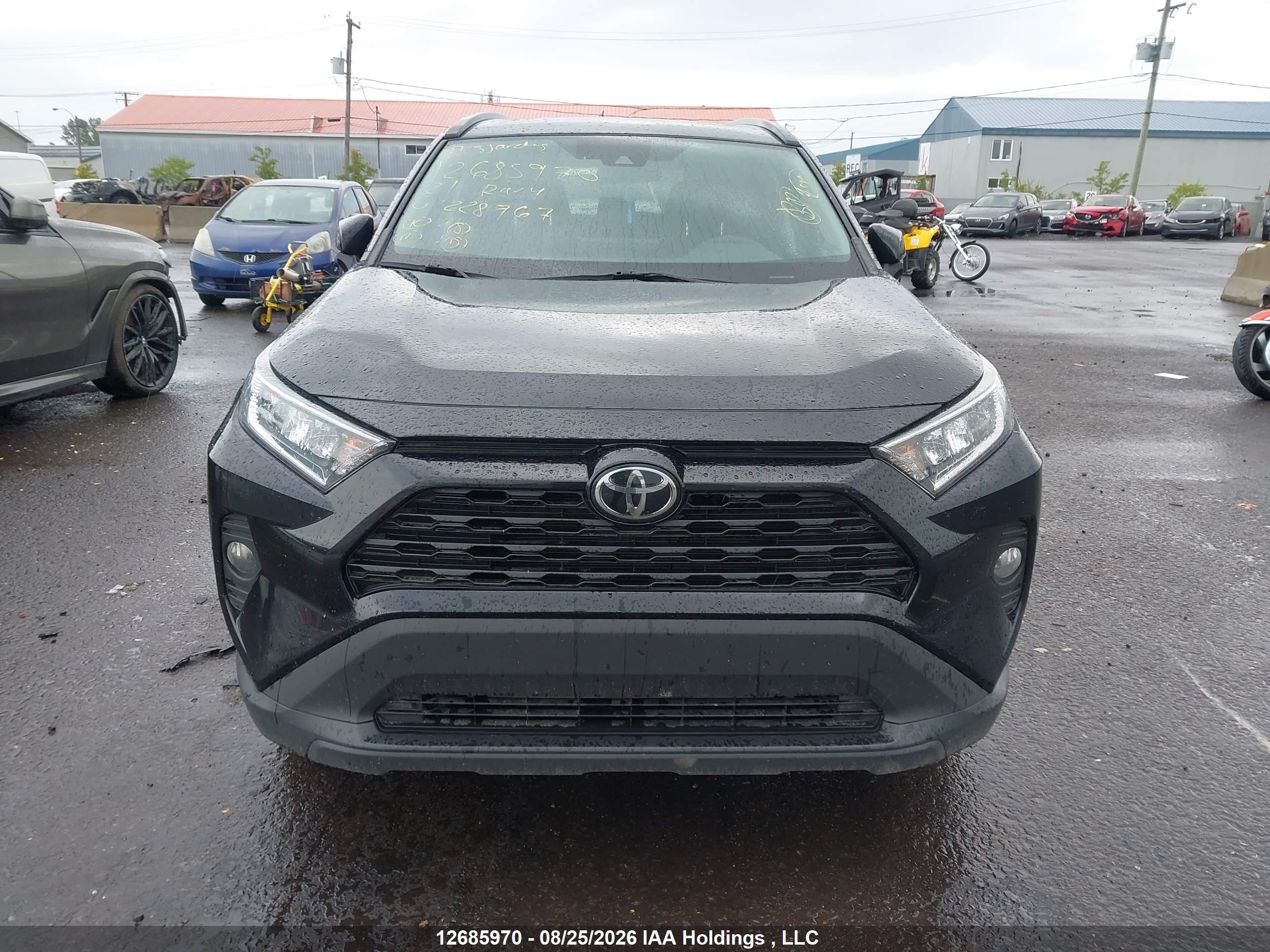 2021 TOYOTA RAV4 XLE/XLE PREMIUM