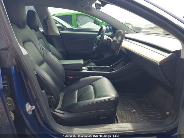 2019 TESLA MODEL 3