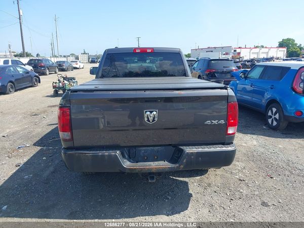 2017 RAM 1500 ST