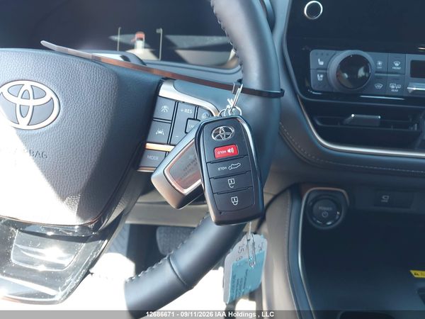 2025 TOYOTA GRAND HIGHLANDER HYBRID PLATINUM MAX