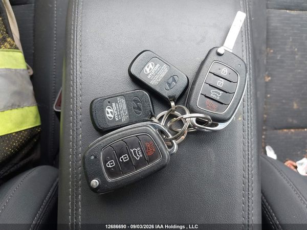 2019 HYUNDAI TUCSON PREFERRED — I11