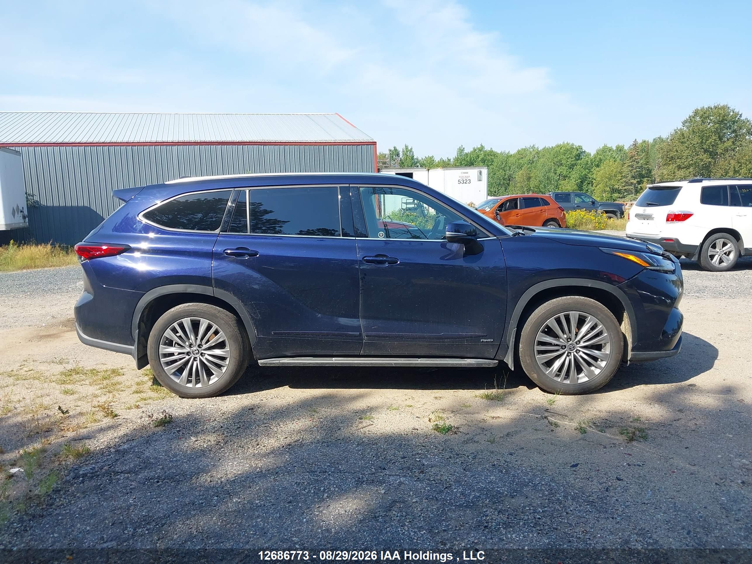2023 TOYOTA HIGHLANDER