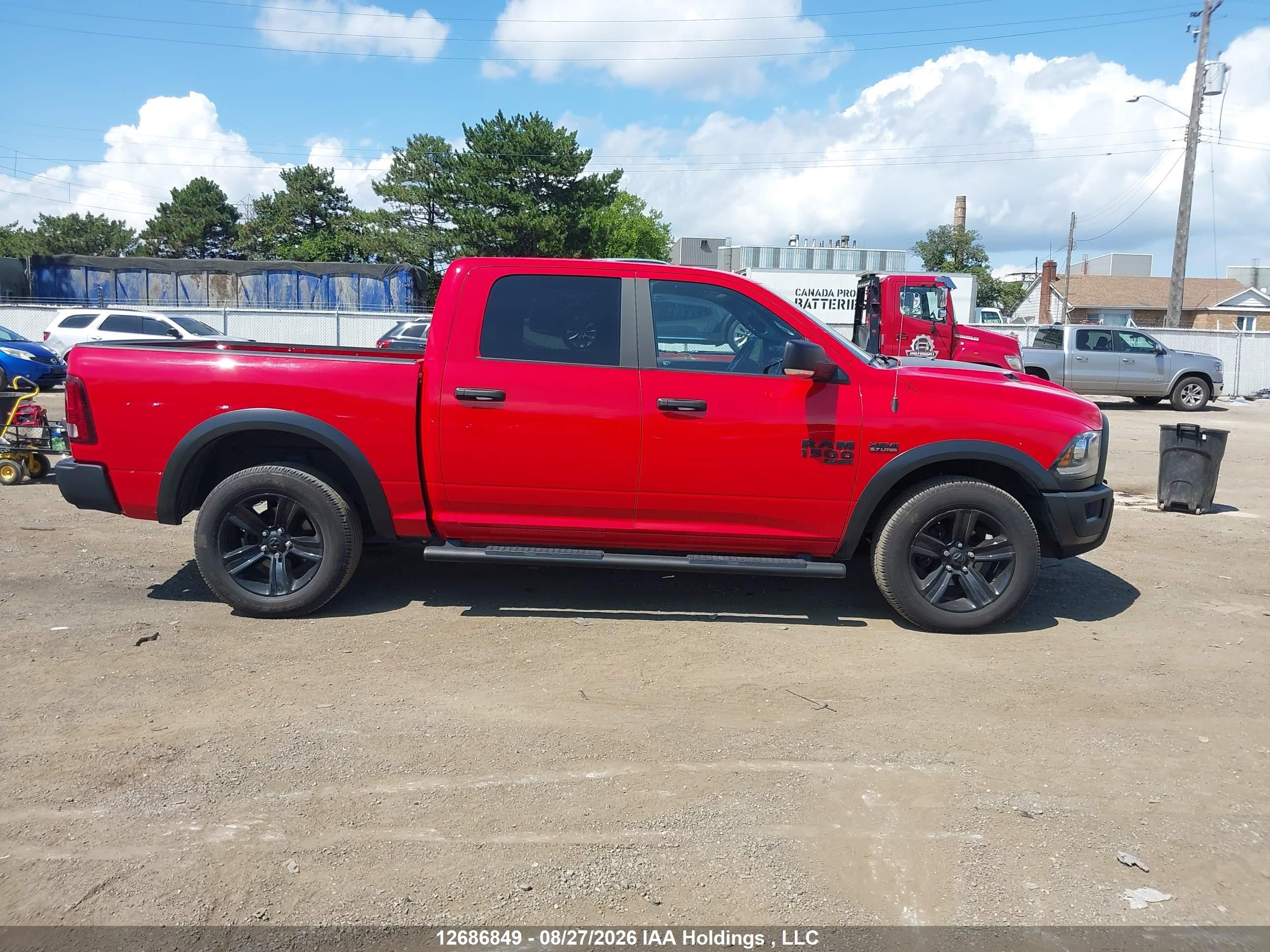 2024 RAM 1500 CLASSIC SLT / Warlock