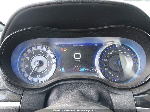 2017 CHRYSLER 300 S — I7