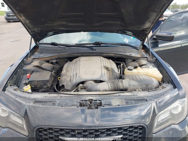 2017 CHRYSLER 300 S — I10