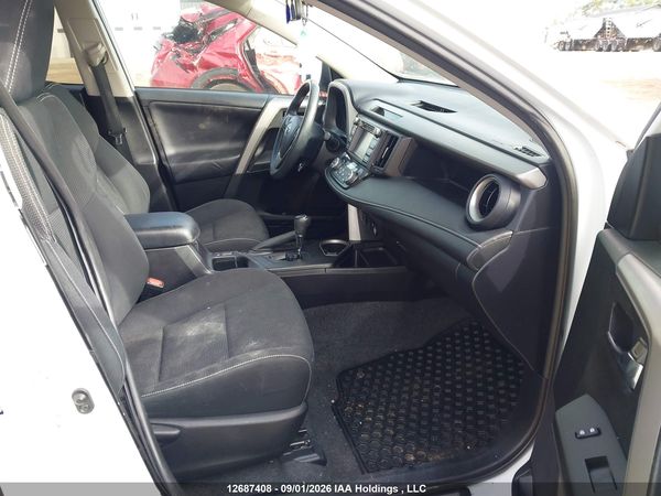 2017 TOYOTA RAV4 XLE — I5