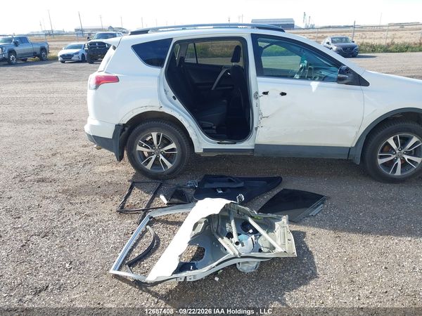 2017 TOYOTA RAV4 XLE — I12