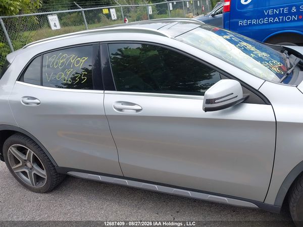 2015 MERCEDES-BENZ GLA 250 4MATIC