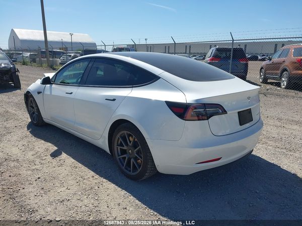 2021 TESLA MODEL 3