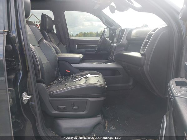 2024 RAM 3500 LARAMIE — I5