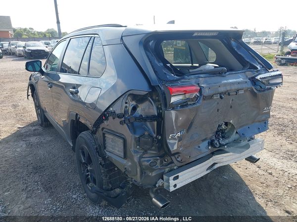2019 TOYOTA RAV4 XLE/XLE PREMIUM — I3