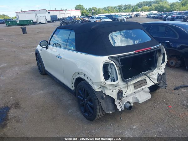 2016 MINI COOPER — I3
