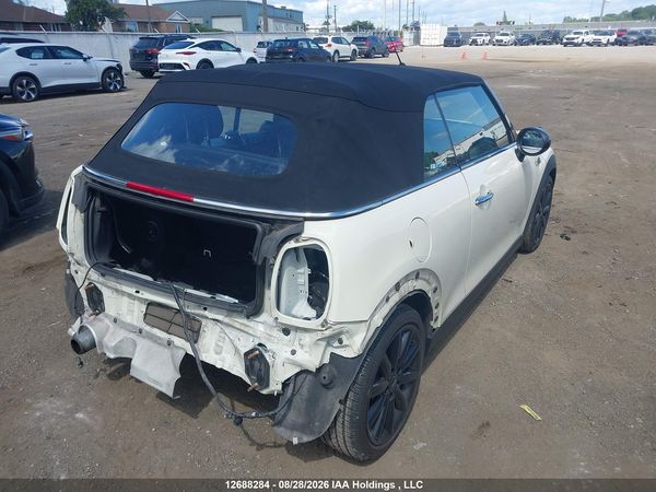 2016 MINI COOPER — I4