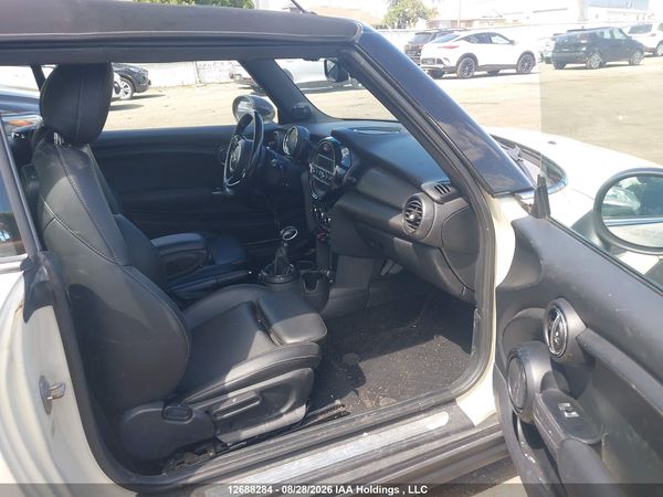 2016 MINI COOPER — I5