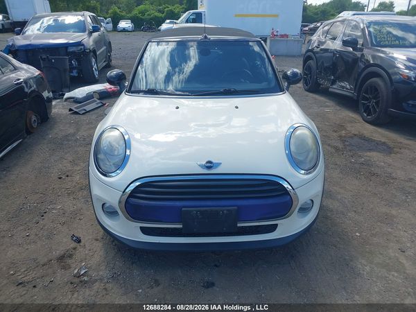 2016 MINI COOPER — I13