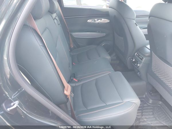 2023 GENESIS GV70